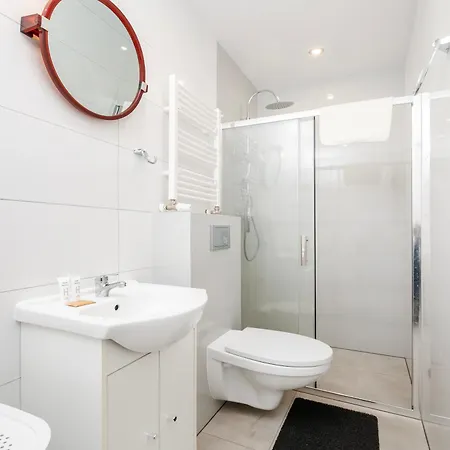 Urban Serenity #10 By Bookinghost * Łódź