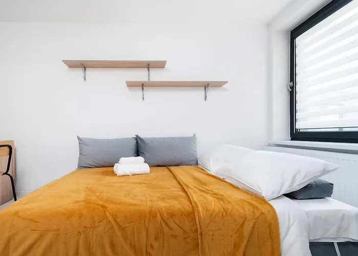 Urban Serenity #10 By Bookinghost Apartment Lodz