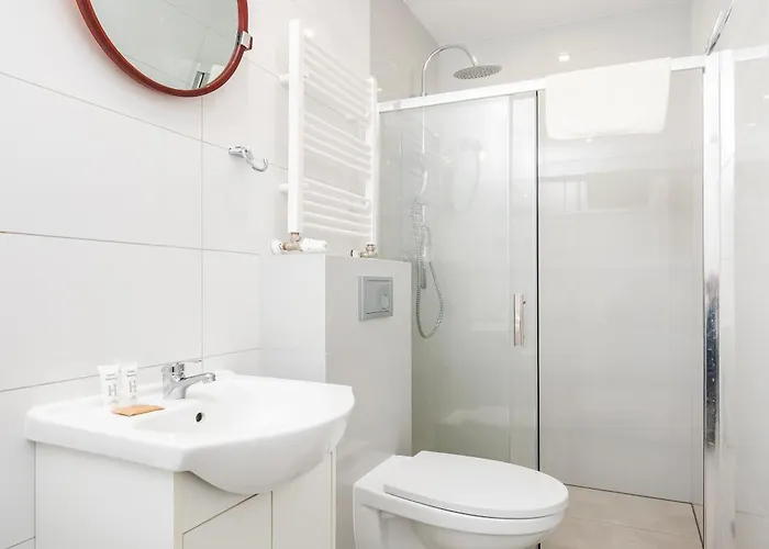 Urban Serenity #10 By Bookinghost * Lodz